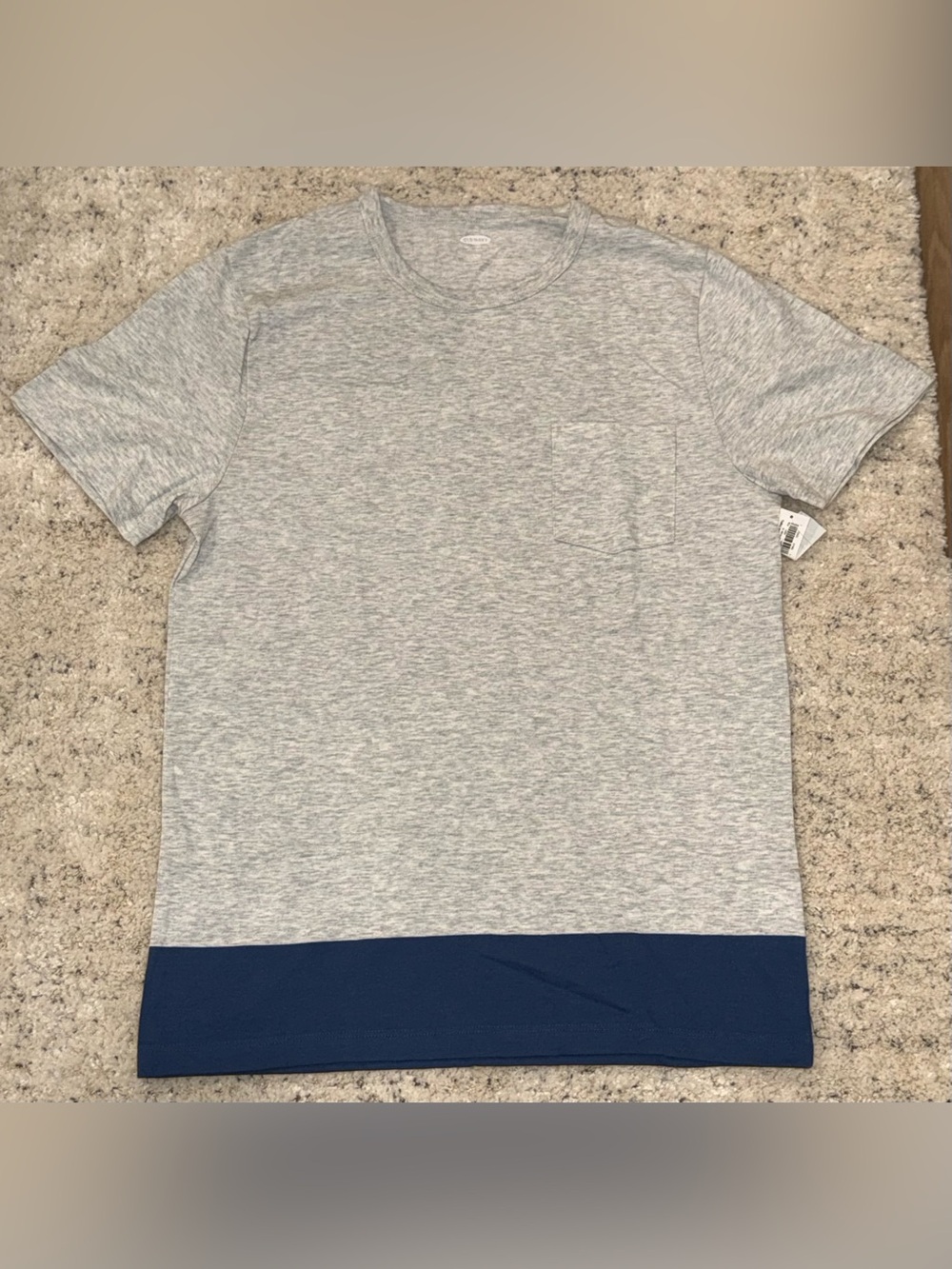Old Navy Men’s Pocket T-Shirt Gray Blue Colorblock Crew Neck S Small NWT